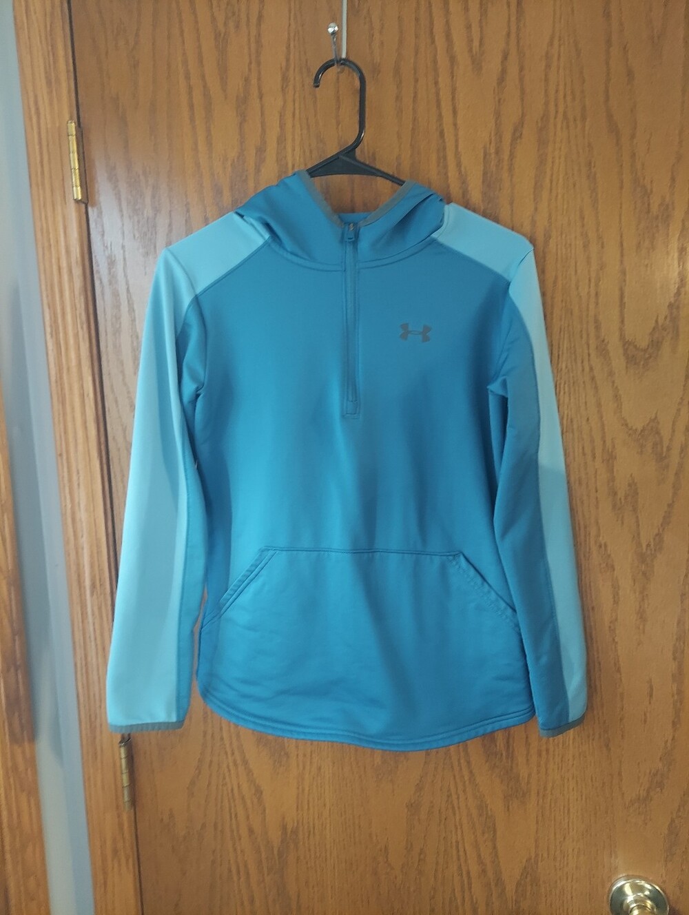 Under Armour Youth Large ColdGear Teal Blue Colorblock 1/2 Zip Hoodie Pullover